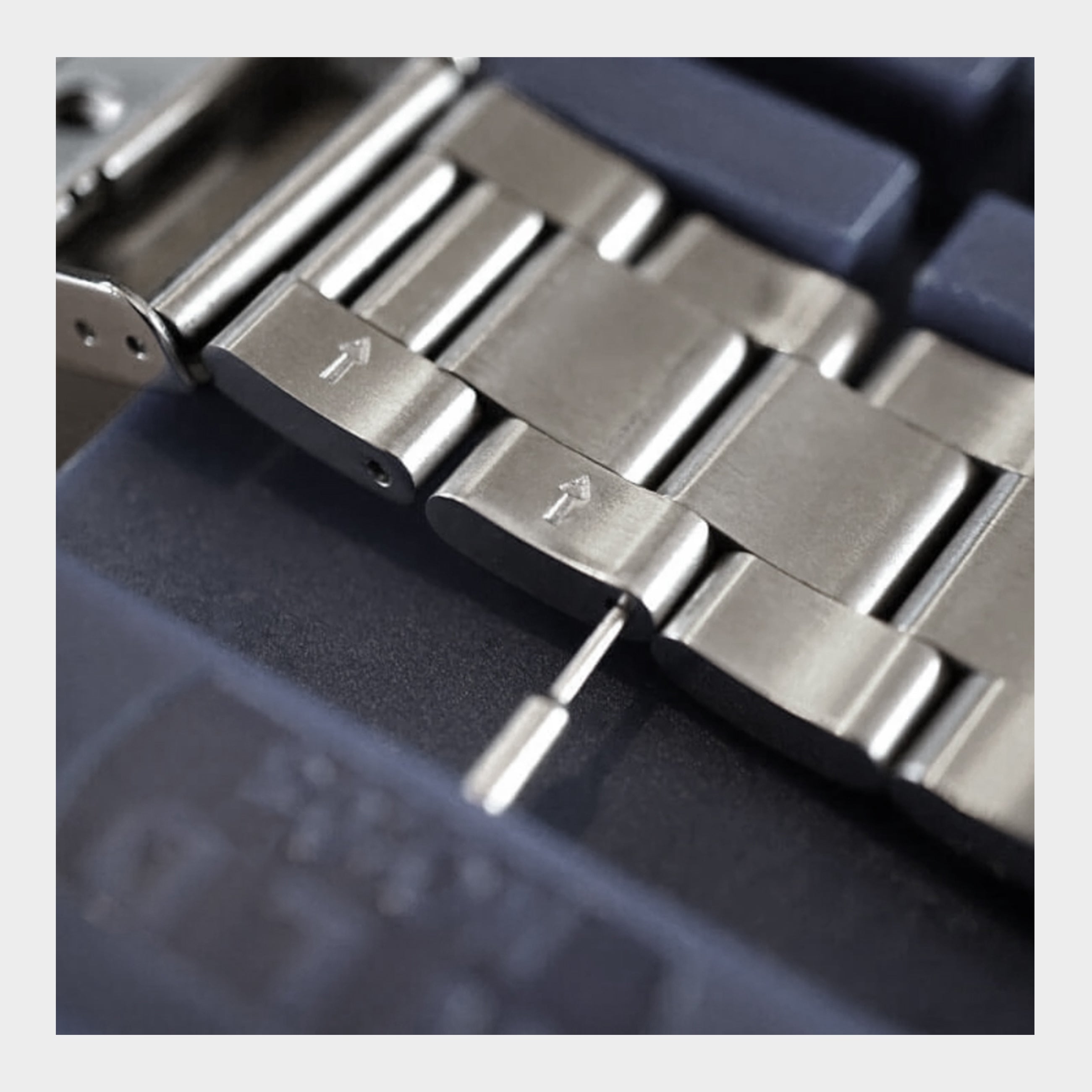 Watch Band Pin Extractor Tool for Watch Straps up to 24mm