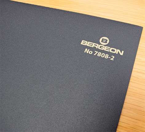 Bergeon 7808 Premium - Green or Black Model Watchmaking Mat - Non-slip surface, 320x240x2mm